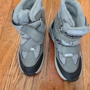 Toddler snow Boats
